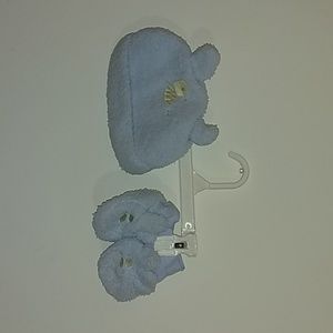 Infant Boys 3 pc. Hat/sock set